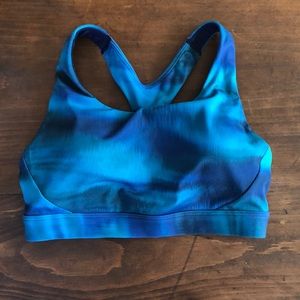 Athleta Ultimate Bra D-DD small